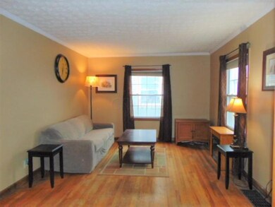 258 - Living Room