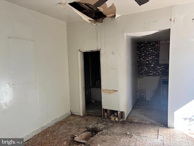 1938 Filmore St, Camden, NJ 08104 - photo 5