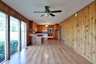 1914 W Lakeridge Dr, Albany, GA 31707 - photo 7