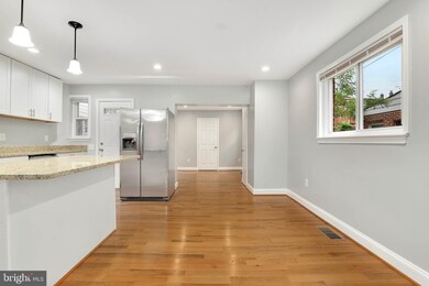 81 55th St SE, Washington, DC 20019 - photo 5