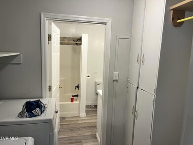 904 Afton St, Johnson City, TN 37601 - photo 6