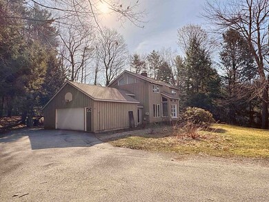 71 Ledgewood Rd, Claremont, NH 03743 - photo 4