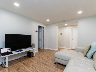 145 Winthrop Rd unit 1, Brookline, MA 02445 - photo 4