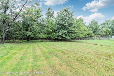 22 Lake Ave, Eatontown, NJ 07724 - photo 4