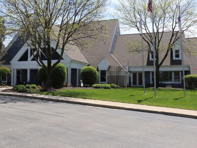 1712 Robert Ln, Naperville, IL 60564 - photo 3