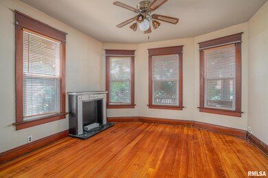 1929 N Marquette St, Davenport, IA 52804 - photo 6