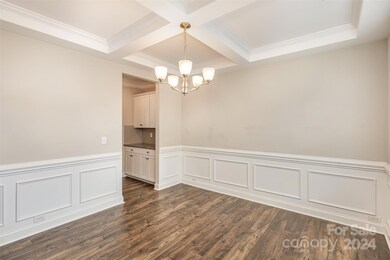 1504 Cambria Ct, Lake Wylie, SC 29710 - photo 3