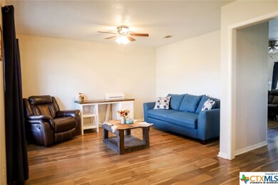 916 Valley Dr, Copperas Cove, TX 76522 - photo 5