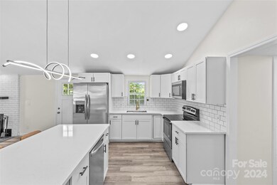 204 Hoyle Cir, Gastonia, NC 28052 - photo 7