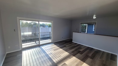 6084 Fremont Dr unit 16724, Hanover Park, IL 60133 - photo 6