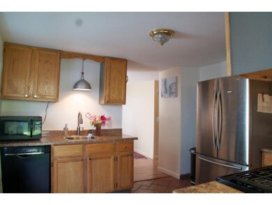 46 Walnut St, Burlington, VT 05401 - photo 5