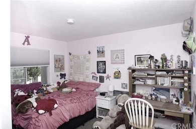 Perfect girl's room!