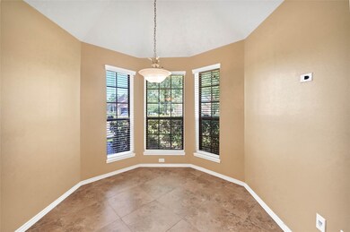 2610 Imperial Crossing Dr, Conroe, TX 77385 - photo 5