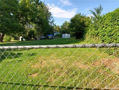 240 12th Place NE, East Wenatchee, WA 98802 - photo 2