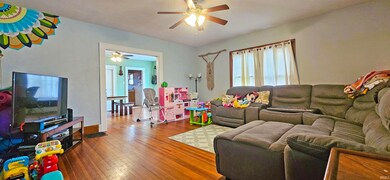 610 E State St, Princeton, IN 47670 - photo 5