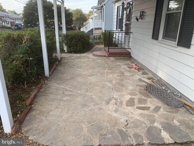 8411 Oakleigh Rd, Parkville, MD 21234 - photo 2