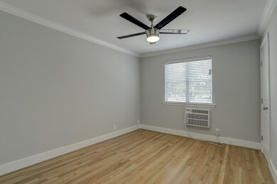 2023 Huldy St unit 1, Houston, TX 77019 - photo 4