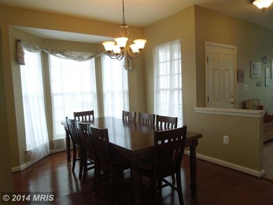 8833 Swordstone Ln, Bristow, VA 20136 - photo 6