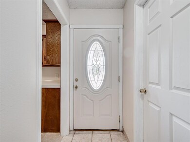 1810 W University St, Shawnee, OK 74804 - photo 4