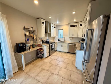 4) 65205-6914a1c54767a