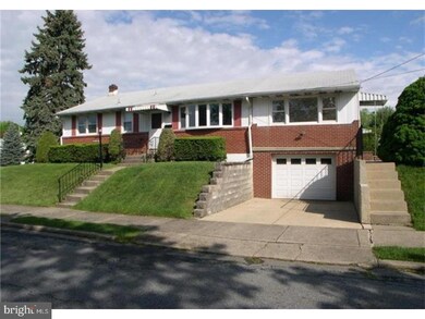 1649 W Livingston St, Allentown, PA 18102 - photo 4