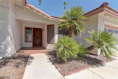 3024 Nutwood St, Las Vegas, NV 89108 - photo 3