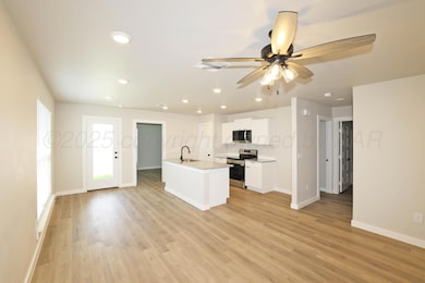 4-Open Floorplan