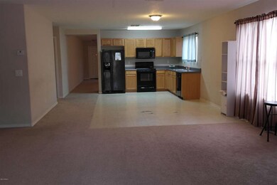 Eat-In Kitchen