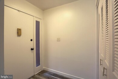 852 Louise Ct, Enola, PA 17025 - photo 4