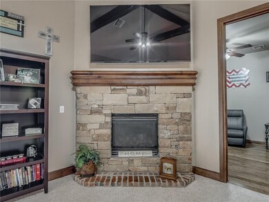 1965 Timber Dale Dr, Shawnee, OK 74804 - photo 7