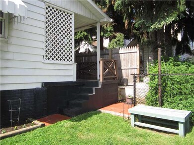 Yard/Garden. Nice fenced in flat yard