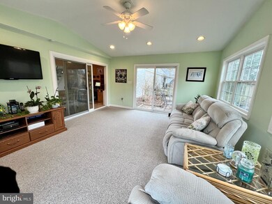 12305 Chalford Ln, Bowie, MD 20715 - photo 3