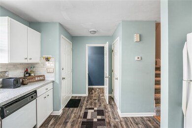 1603 Plainfield Pike unit D3, Johnston, RI 02919 - photo 3