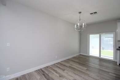 2140 E Palm Ln, Phoenix, AZ 85006 - photo 7