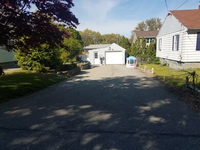 183 Endicott St, Dracut, MA 01826 - photo 3