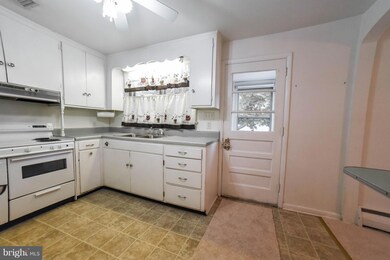 22560 Washington St, Leonardtown, MD 20650 - photo 4