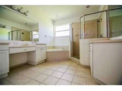 Master Bath/Spa.