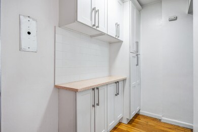 The Barbizon unit 627, Flushing, NY 11354 - photo 6