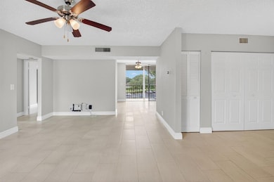 5370 Las Verdes Cir unit 3190, Delray Beach, FL 33484 - photo 6