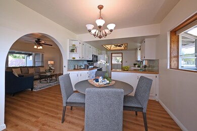 Breakfast Nook