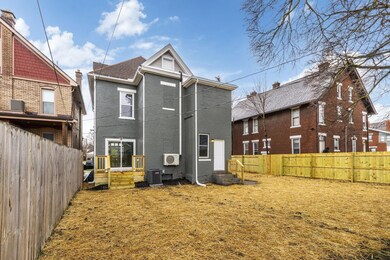 6-web-or-mls-2024-3-26 848 S Champion Av
