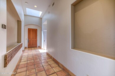 8 Interior Entry