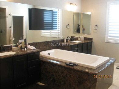 Master Bath/Spa.