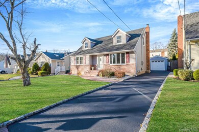 44 Clark St, Huntington, NY 11743 - photo 4