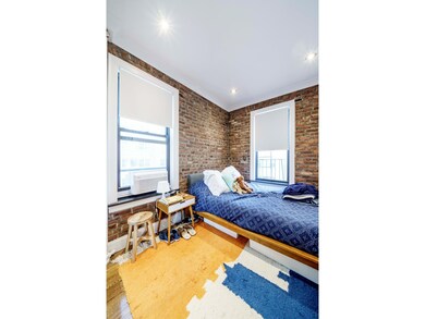 106 W 13th St unit 30, New York, NY 10011 - photo 4