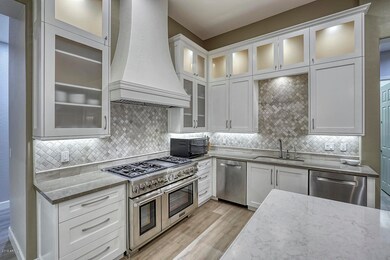 Updated Kitchen and Appliances