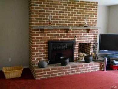 1975 Fallow Ct, Macungie, PA 18062 - photo 4