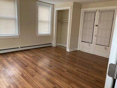 9 Elm St unit 1R, Winchester, NH 03470 - photo 2