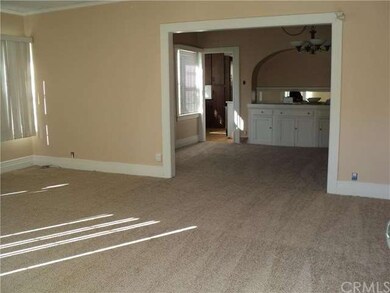 2217 S Bronson Ave unit 1, Los Angeles, CA 90018 - photo 2