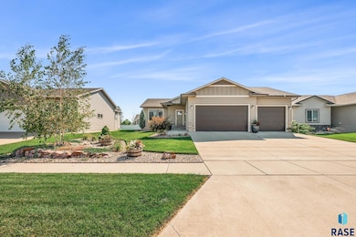 5404 S Whisper Cove Trail, Sioux Falls, SD 57108 - photo 2